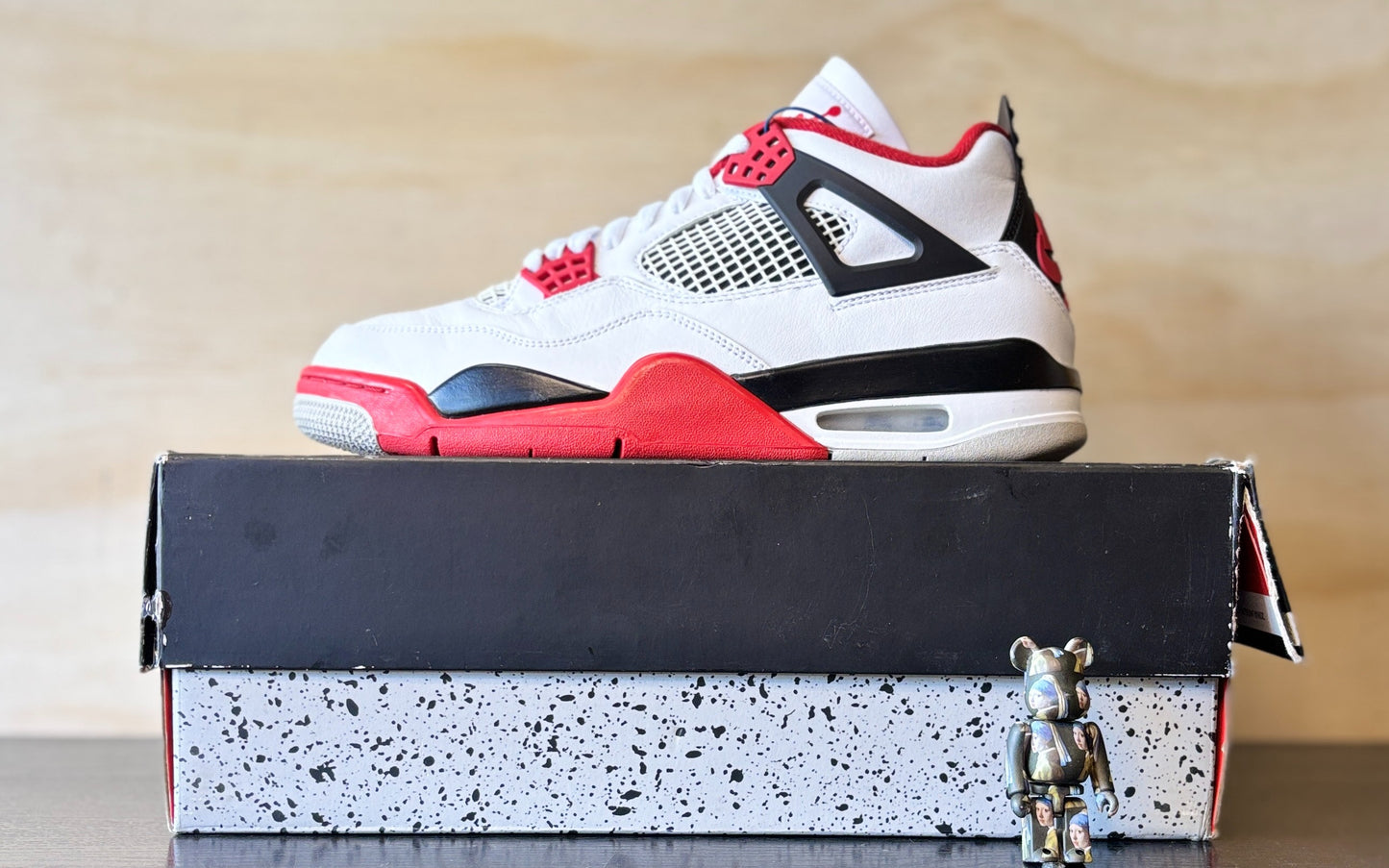 Jordan 4 Fire Red | US9.5