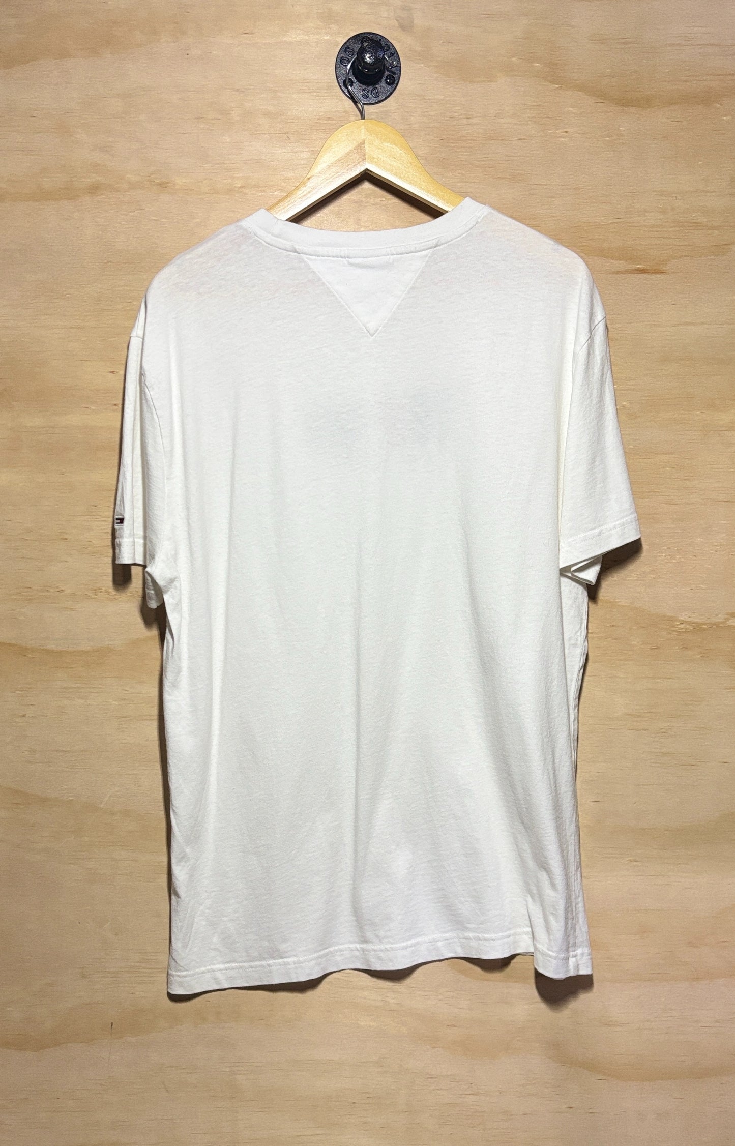 Tommy Hilfiger Embroidered Contrast Logo T-Shirt | X-Large