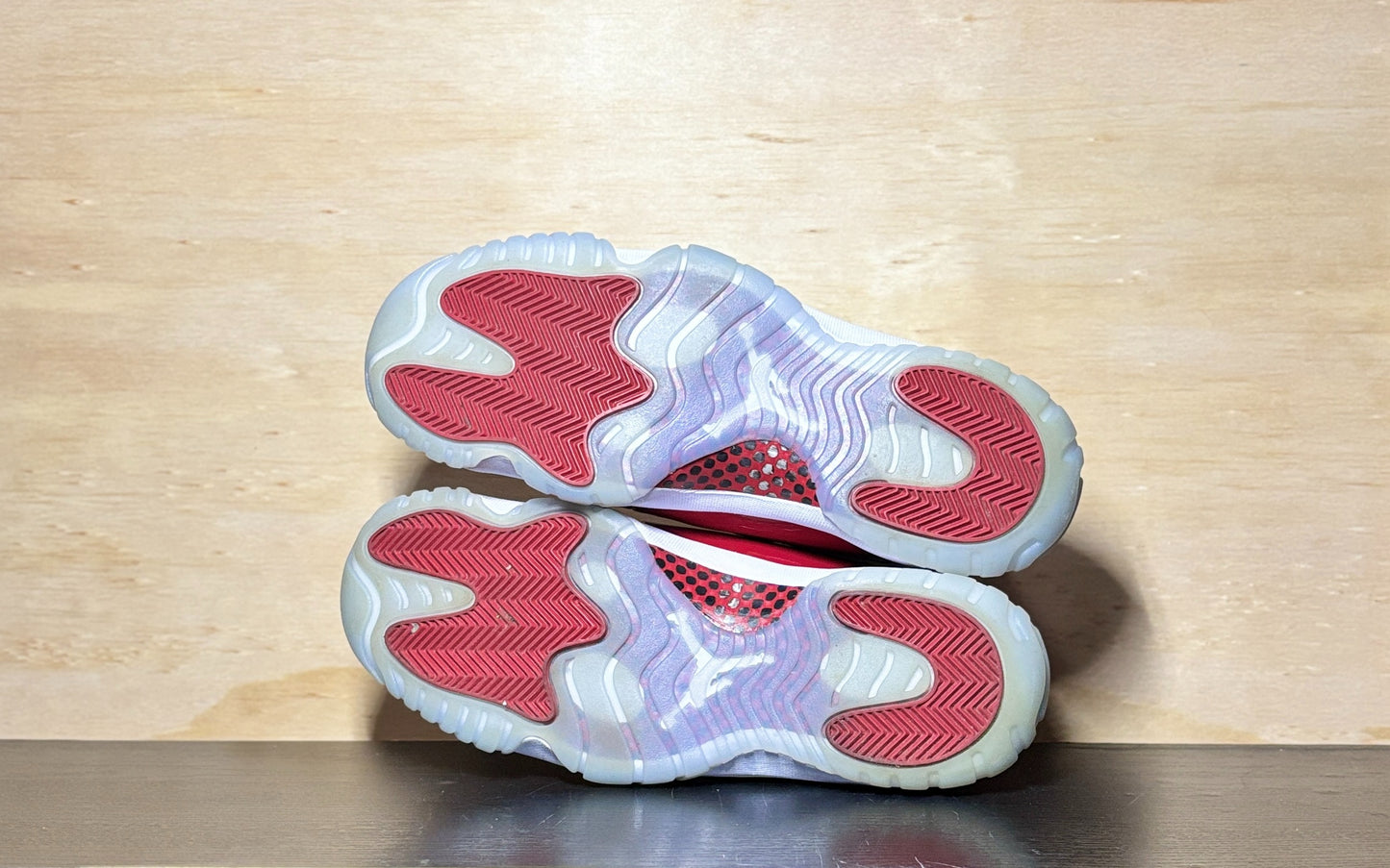 Jordan 11 Retro Cherry | US9