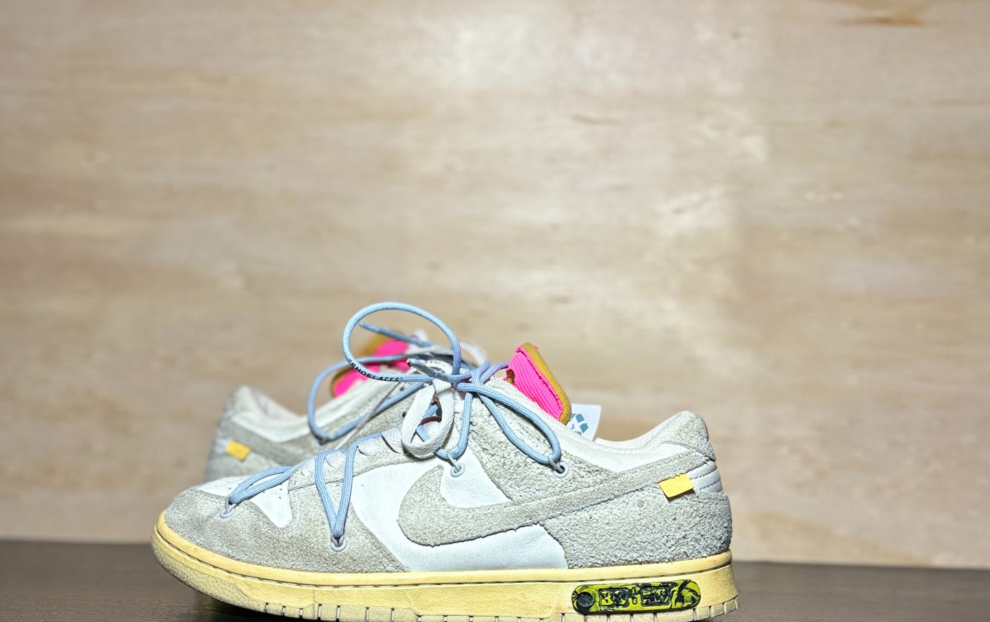 Off--White x Nike Dunk Lot 38 | US10.5