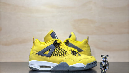 Jordan 4 Retro Lightning | US11