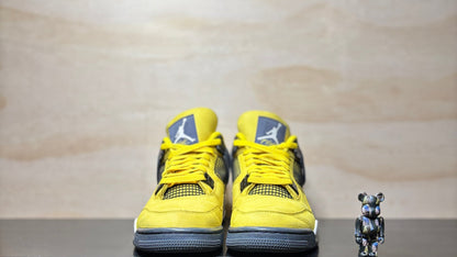 Jordan 4 Retro Lightning | US11