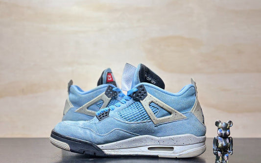 Jordan 4 Retro University Blue UNC | US9