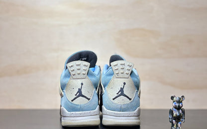 Jordan 4 Retro University Blue UNC | US9