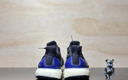 Adidas Ultra Boost OG | US9.5