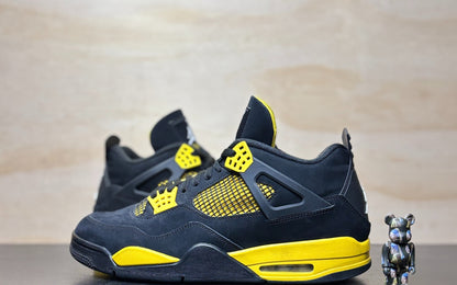 Jordan 4 Retro Thunder | US11