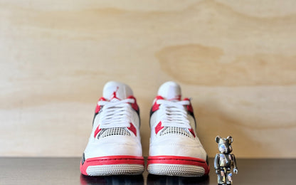 Jordan 4 Fire Red | US9.5
