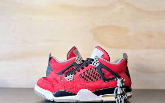 Jordan 4 Retro Toro Bravo | US9