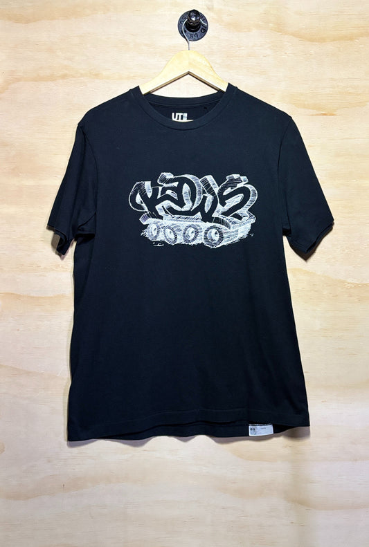 KAWS x UNIQLO Wordmark T-Shirt | Medium