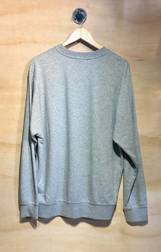 Nike Embroided Chest Logo Crewneck | Large