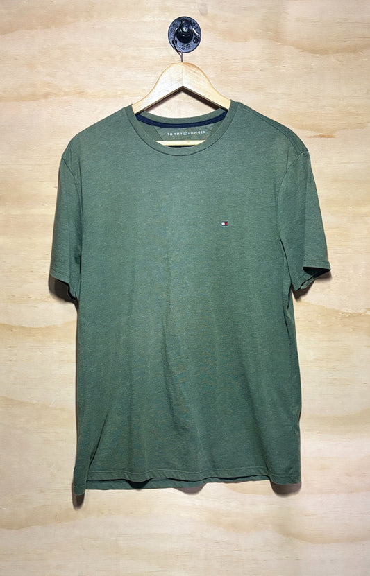 Tommy Hilfiger Essential T-Shirt Olive | Large