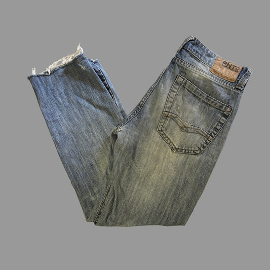 Tiro Bajo Distressed Denim Jeans | W28/L33
